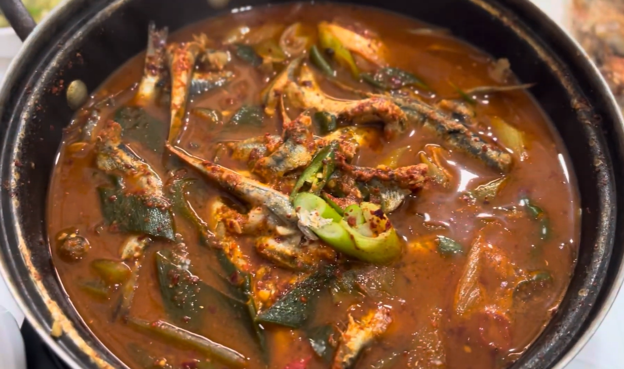 남해·하동 맛집여행 – 멸치쌈밥과 재첩국, 강과 바다가 만나는 여름 밥상